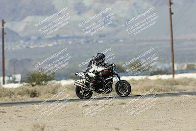 media/Dec-07-2025-CVMA (Sun) [[3e7d2de5dc]]/Race 5-Formula UL-CVMA Hooligans-American Thunder/